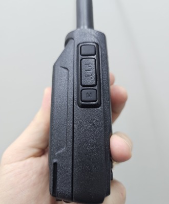 Рация TYT MD UV 390DMR купить по привлекательной цене 9 990 ₽ - вид 3 миниатюра