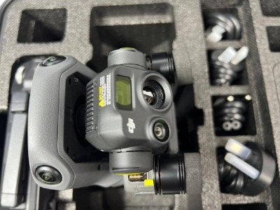 Квадрокоптер DJI Mavic 3 Thermal (3T) купить по привлекательной цене 449 000 ₽ - вид 3 миниатюра