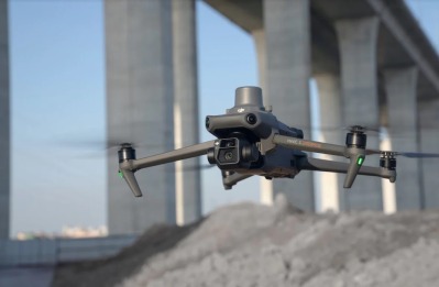 Квадрокоптер DJI Mavic 3 Enterprise купить по привлекательной цене 379 990 ₽ - вид 1 миниатюра